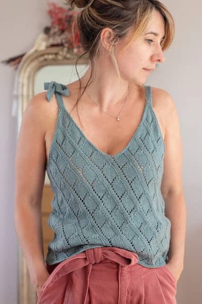 Iris Tank Top de Along avec Anna, vía Ravelry